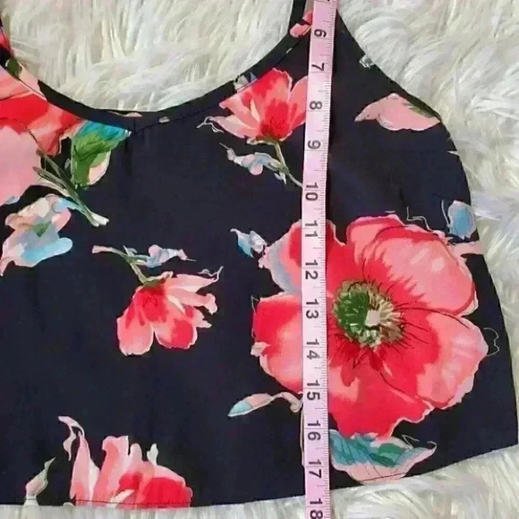 Joyce cropped tank top black and pink floral size medium Y2k Style Cami - Picture 8 of 9